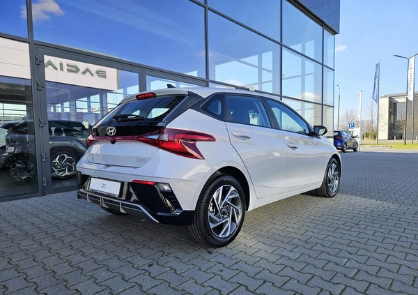 Hyundai i20 cena 77430 przebieg: 5, rok produkcji 2023 z Miechów małe 254